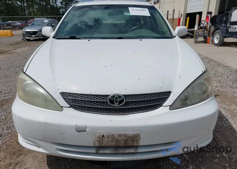 2004 Toyota Camry Le z USA, uszkodzony, nr VIN 4T1BE32K54U342385